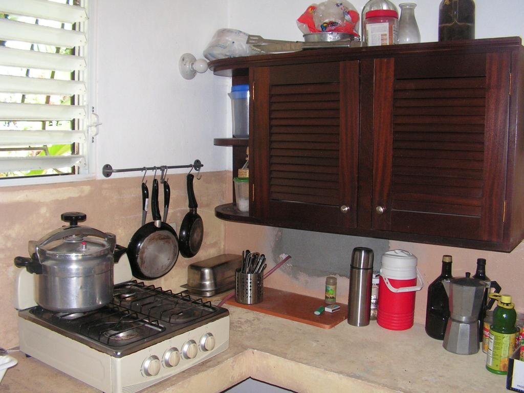 Conrado'S Guesthouse B&B Las Avispas Номер фото