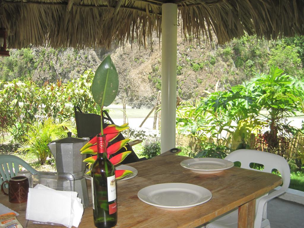 Conrado'S Guesthouse B&B Las Avispas Екстер'єр фото